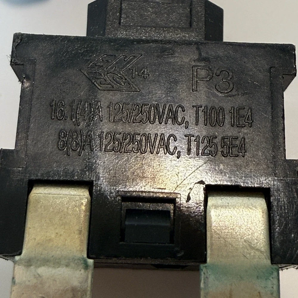 Dyson DC33 Vacuum Replacement Power Inner Switch & Connection Cover Assembly OEM
